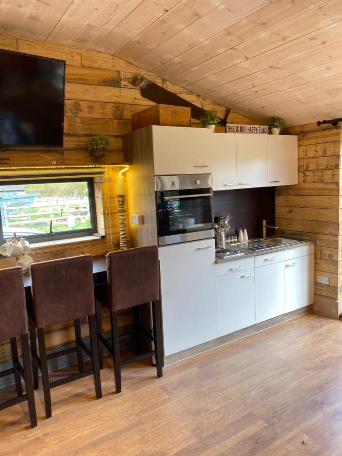 Willow Court Farm Studio East & Petting Farm, 8 Mins To Legoland & Windsor, 15 Mins To Lapland Uk Exterior photo